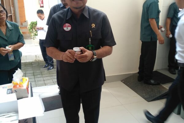 Pegawai PN Bangli Dites Urine, Dua Absen