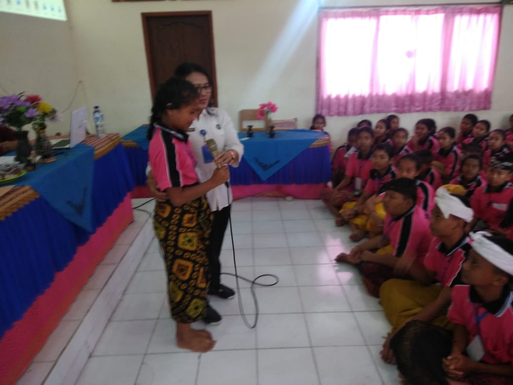 Sosialisasi Narkoba di SMPN 1 Tegallalang