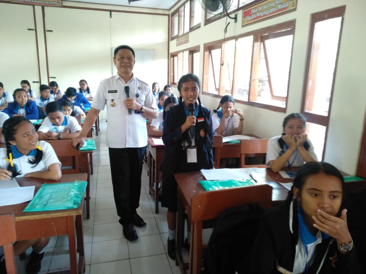 Nara Sumber Penyuluhan dan Kampanye P4GN dalam kegiatan Taman Nusantara Kab. Gianyar Nara Sumber Penyuluhan dan Kampanye P4GN dalam kegiatan Taman Nusantara Kab. Gianyar