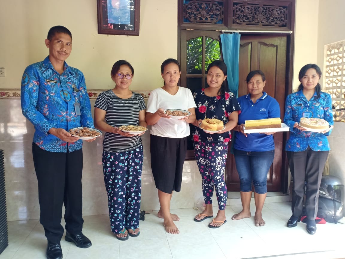Monitoring dan Evaluasi Pelaksanaan Program Pemberdayaan Alternatif pada Kawasan Rawan Pedesaan /Perkotaan Monitoring dan Evaluasi Pelaksanaan Program Pemberdayaan Alternatif pada Kawasan Rawan Pedesaan /Perkotaan