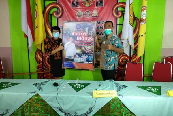 Insert Konten di SMPN 1 Payangan