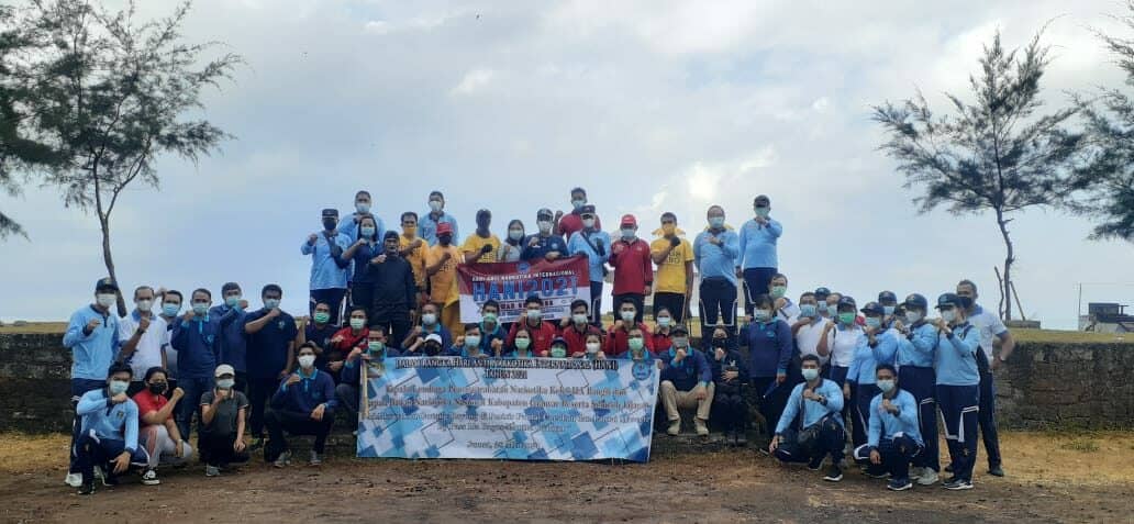 Dalam rangka memperingati Hari Anti Narkotika Internasional, BNNK Gianyar bersinergi dengan Lapastik Bangli dan Rutan Gianyar serta Rutan Bangli, melaksanakan kegiatan Bersih Pantai Cucukan dan Masceti Blahbatuh, Gianyar