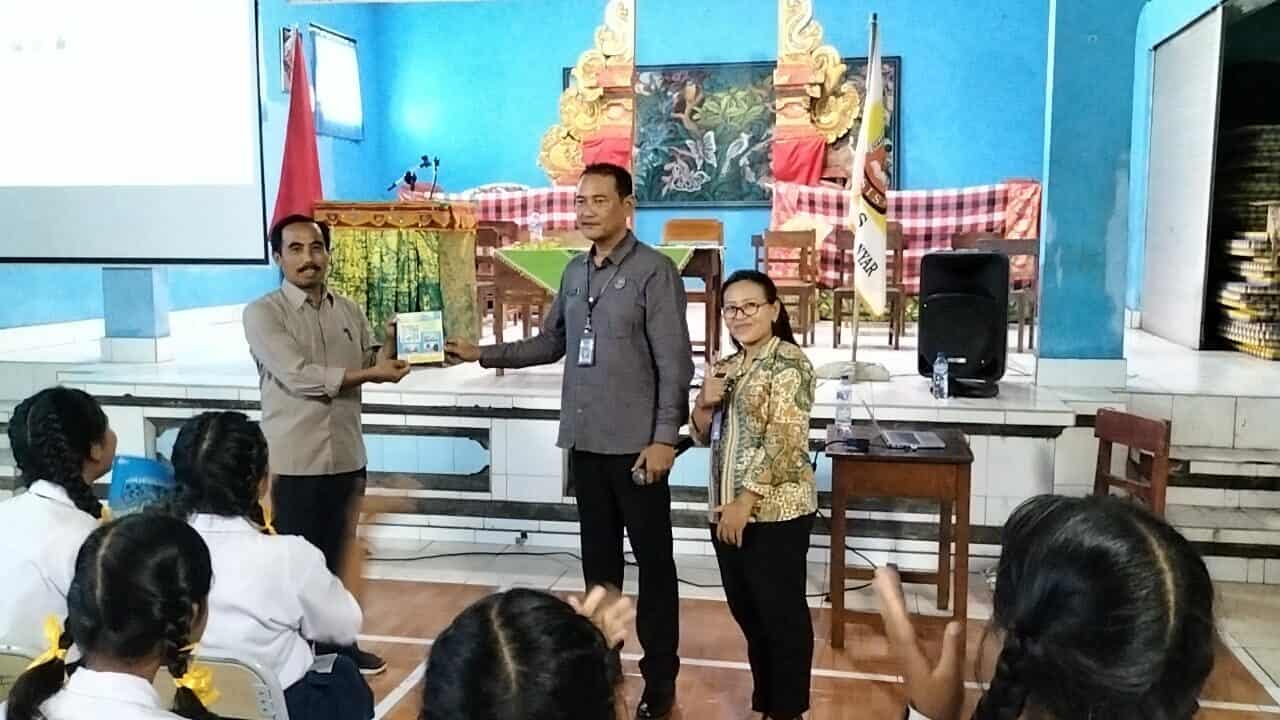 Sosialisasi Bahaya Penyalagunaan Narkoba pada Masjid Agung Al A’la Gianyar
