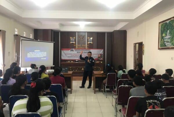 Sosialisasi Bahaya Penyalahguna Dan Peredaran Gelap Narkotika Dikalangan Remaja